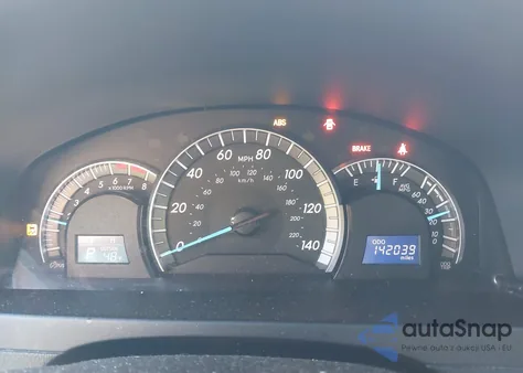 2014 Toyota Camry Se z USA, uszkodzony, nr VIN 4T1BF1FK4EU457413